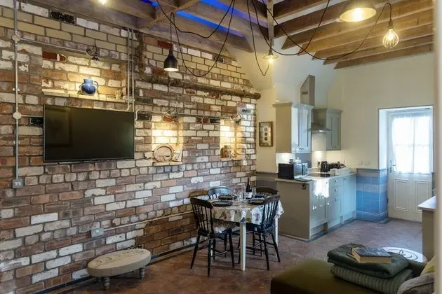 Luxury Kır Evi, Banyolu/Duşlu, Avlu Manzaralı (Kennels Cottage)
