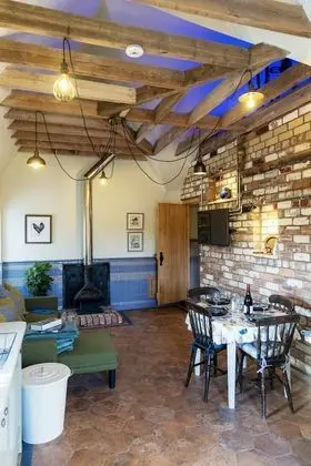 Luxury Kır Evi, Banyolu/Duşlu, Avlu Manzaralı (Kennels Cottage)