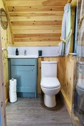 Luxury Kulübe, Banyolu/Duşlu, Deniz Manzaralı (Bass Rock Pod)