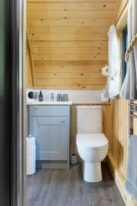 Luxury Kulübe, Banyolu/Duşlu, Deniz Manzaralı (Bass Rock Pod)