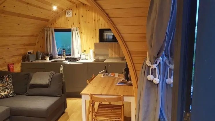 Luxury Kulübe, Banyolu/Duşlu, Deniz Manzaralı (Bass Rock Pod)