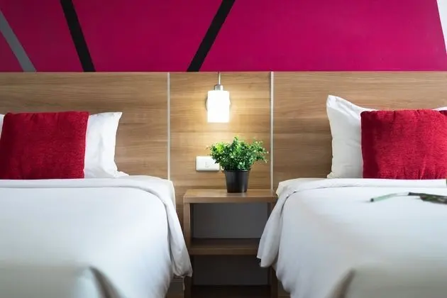 Standard, 2 Twin Beds, Non Smoking, City View