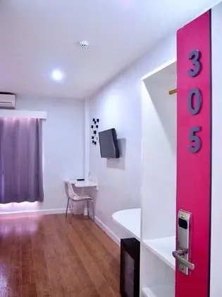 Standard Oda, 2 Tek Kişilik Yatak, Sigara İçilmez, Şehir Manzaralı