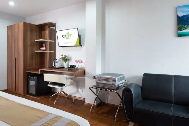 Premier Deluxe, 1 King Bed, Non Smoking, City View