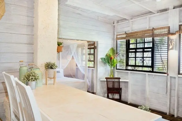 Apartment in Cottage (Batts Rock)