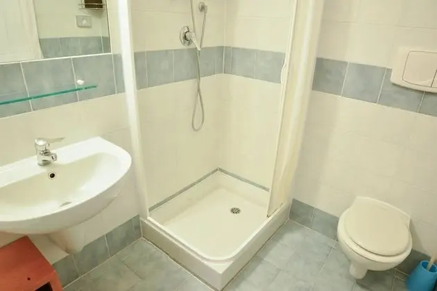 Standard Dört Kişilik Oda