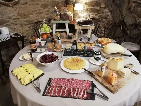 1 Çift Kişilik Veya 2 Tek Kişilik Yatak Standard