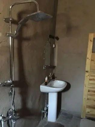 Traditional Üç Kişilik Oda