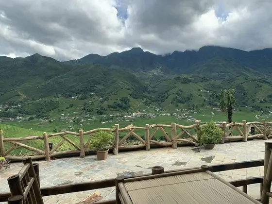 Deluxe Kır Evi