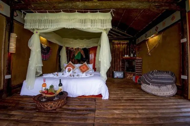 Traditional Bungalov, Dağ Manzaralı