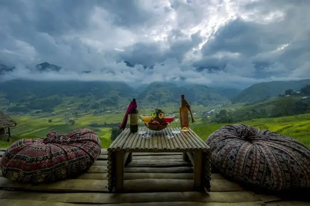 Traditional Bungalov, Dağ Manzaralı