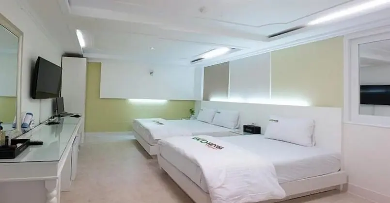 Deluxe İki Ayrı Yataklı Oda (2+ people extra charge 20,000 on site)