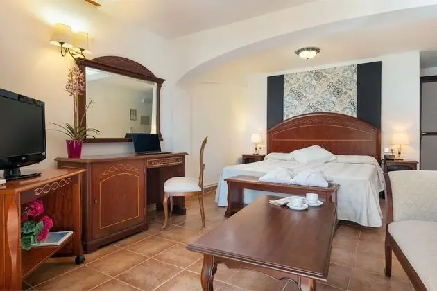 Economy Oda, Ek Bina (Free Spa access)