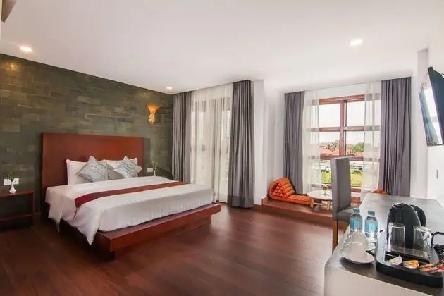Deluxe Tek Büyük Yataklı Oda, Balkon