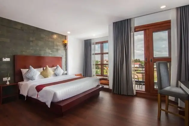 Deluxe Tek Büyük Yataklı Oda, Balkon
