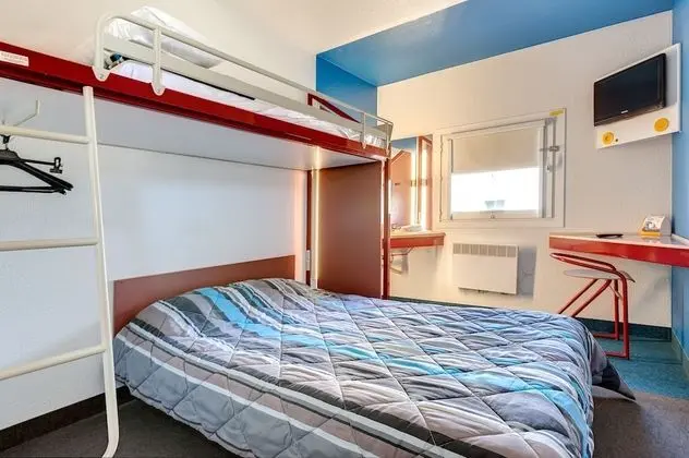 Standard Üç Kişilik Oda