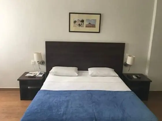 Dört Kişilik Oda, 2 Büyük (Queen) Boy Yatak