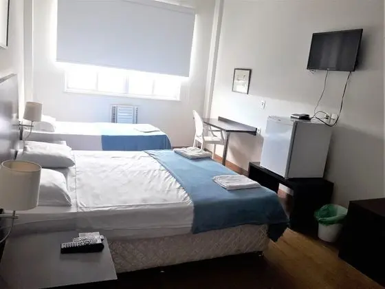Üç Kişilik Oda, Birden Çok Yatak