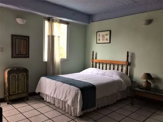 Tek Kişilik Oda, 1 Çift Kişilik Yatak