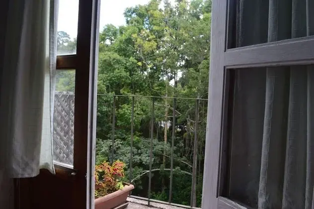 Tek Kişilik Oda, 1 Çift Kişilik Yatak