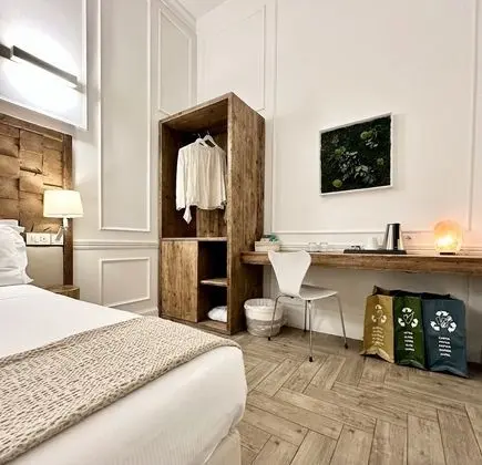 Classic Tek Büyük veya İki Ayrı Yataklı Oda