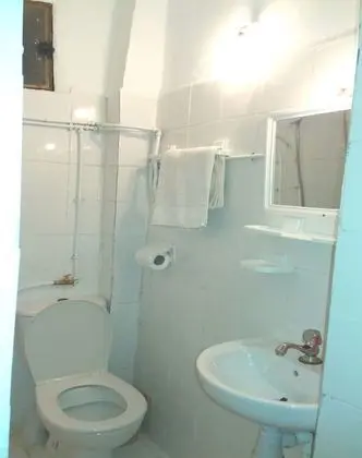 Üç Kişilik Oda