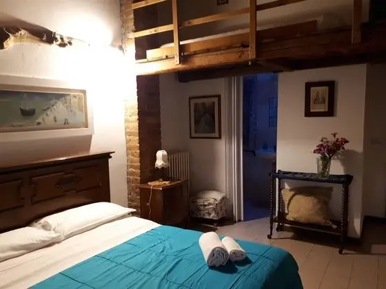 Family Tek Büyük Yataklı Oda