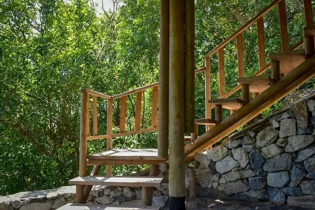 Standard Bungalov, Sigara İçilmez, Avlu Manzaralı