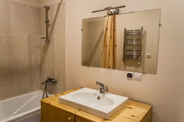 Comfort İki Ayrı Yataklı Oda, 2 Tek Kişilik Yatak, Balkon, Göl Manzaralı