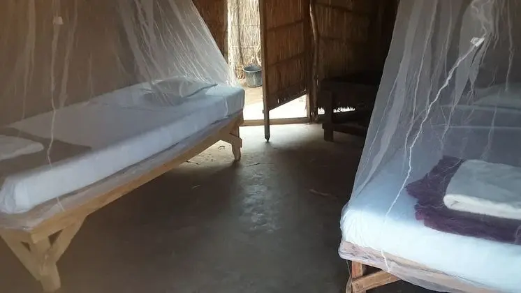 İki Ayrı Yataklı Oda, Sigara İçilmez