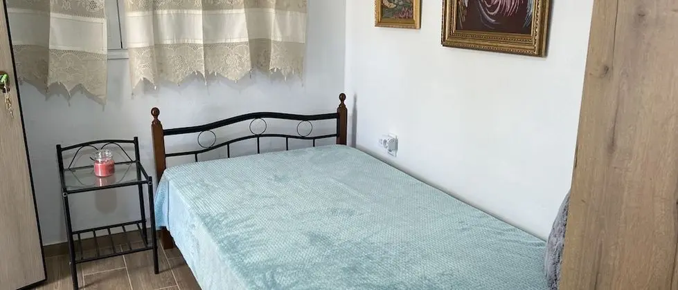 Apart Daire, 1 Büyük (Queen) Boy Yatak