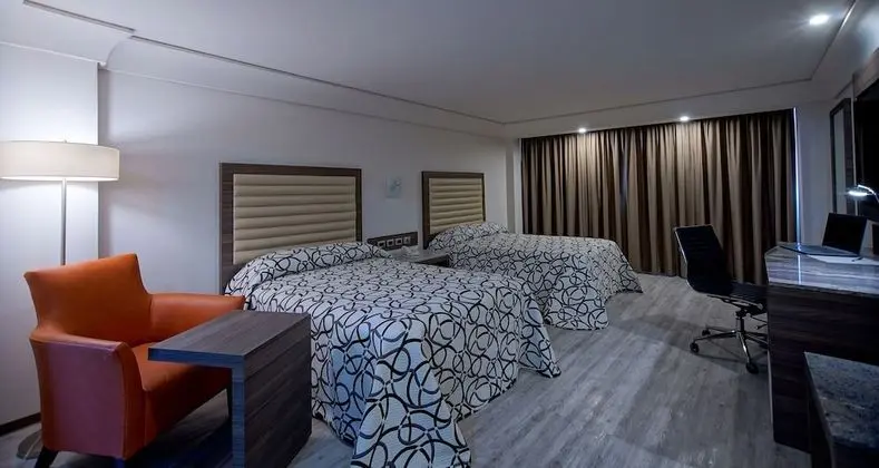 Deluxe Tek Büyük Yataklı Oda, 2 Çift Kişilik Yatak, Sigara İçilmez