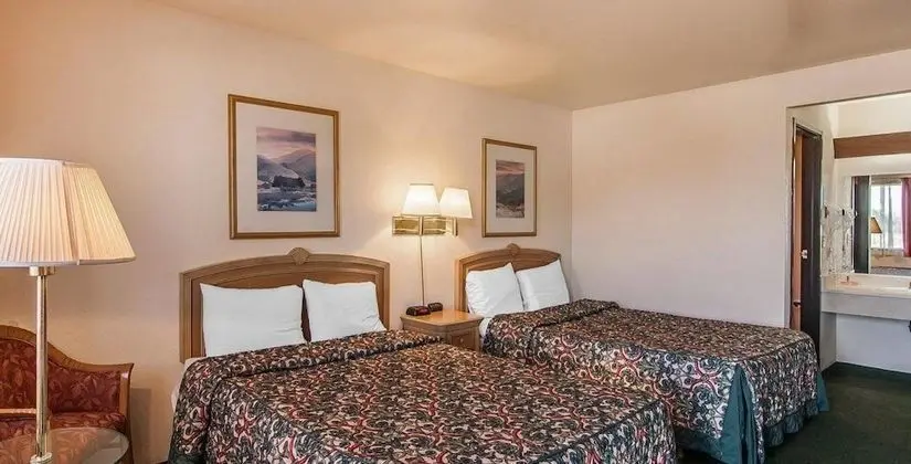 Tek Büyük Yataklı Oda