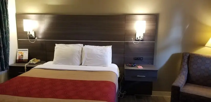 Standard Oda, 1 Büyük (Queen) Boy Yatak, Sigara İçilmez