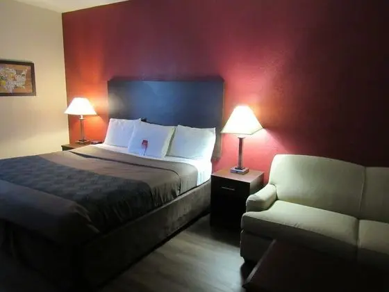 Accessible King Non-Smoking room