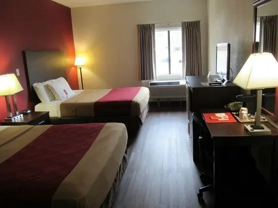 Double Queen bedded Non-Smoking room