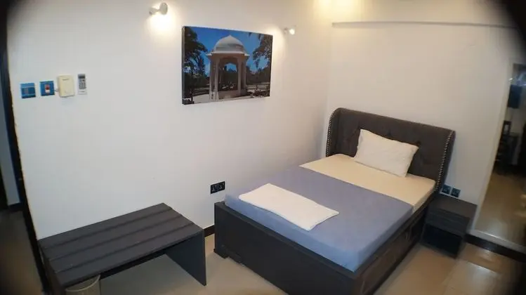 Tek Kişilik Oda, 1 Tek Kişilik Yatak