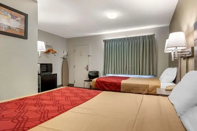 Oda, 2 Çift Kişilik Yatak, Sigara İçilebilir