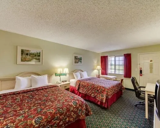 Standard Oda, 2 Büyük (Queen) Boy Yatak, Sigara İçilebilir