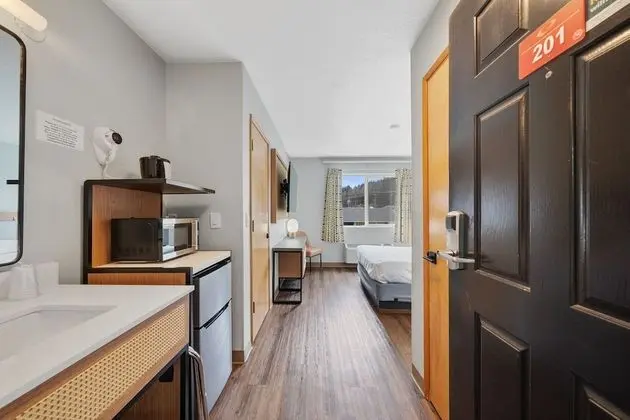 Standard Oda, 1 Büyük (Queen) Boy Yatak, Sigara İçilmez