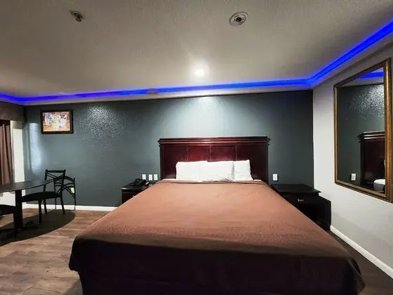 Deluxe Oda, 1 En Büyük (King) Boy Yatak, Sigara İçilmez, Buzdolabı ve Mikrodalga