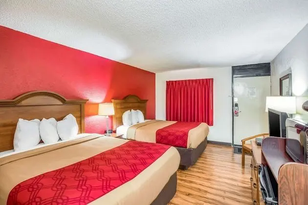 Oda, 2 Büyük (Queen) Boy Yatak, Sigara İçilmez
