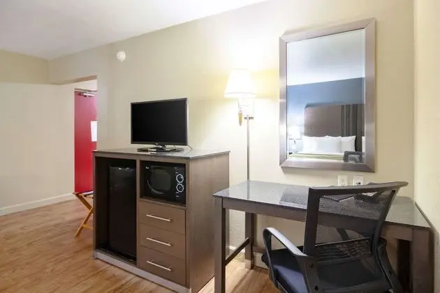 Süit, Birden Çok Yatak, Sigara İçilmez (3 Double Beds)