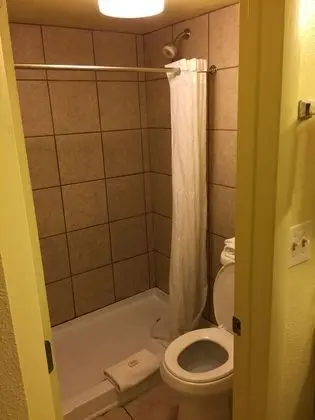 Tek Büyük Yataklı Oda, 2 Çift Kişilik Yatak, Sigara İçilmez