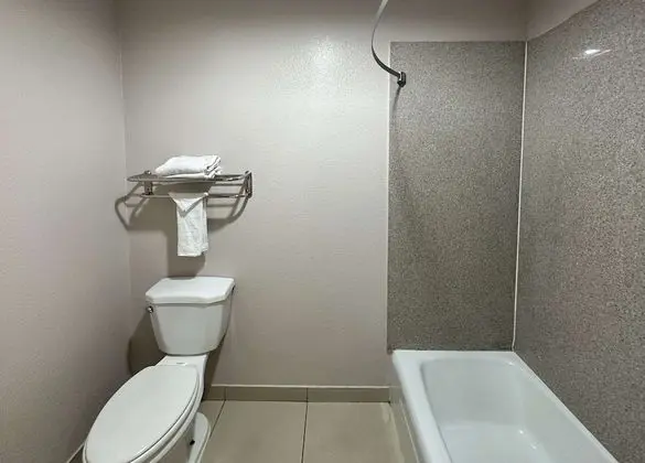 Standard Oda, 1 En Büyük (King) Boy Yatak, Sigara İçilmez, Buzdolabı ve Mikrodalga