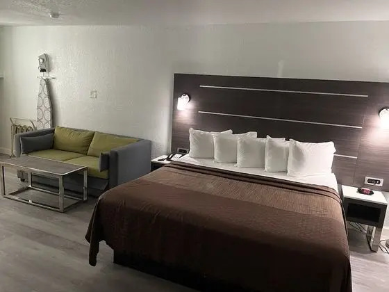 Süit, 1 En Büyük (King) Boy Yatak ve Çekyat, Sigara İçilmez
