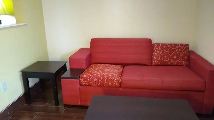 Süit, 1 En Büyük (King) Boy Yatak, Sigara İçilmez