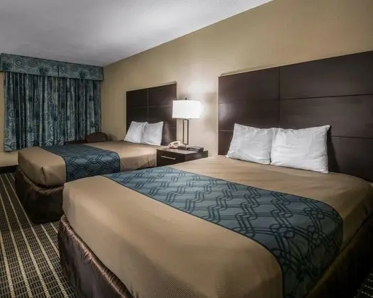 Oda, 2 Büyük (Queen) Boy Yatak, Sigara İçilmez