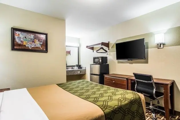Standard Oda, 1 Büyük (Queen) Boy Yatak, Sigara İçilebilir (Pet Friendly)
