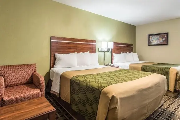 Standard Oda, 2 Büyük (Queen) Boy Yatak, Sigara İçilebilir (Pet Friendly)